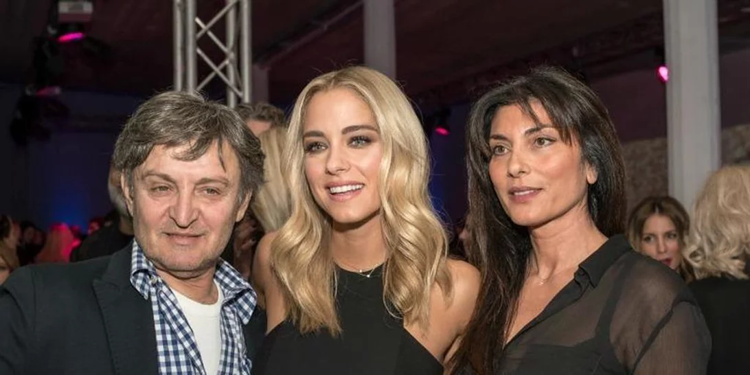 Δούκισσα Νομικού | Δες το δώρο που έκανε στην κούκλα μητέρα της που είχε γενέθλια