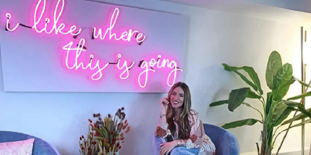 Αθηνά Οικονομάκου | Δες νέες φωτογραφίες από το γραφείο της (Πόσο τέλεια το έχει διακοσμήσει!)