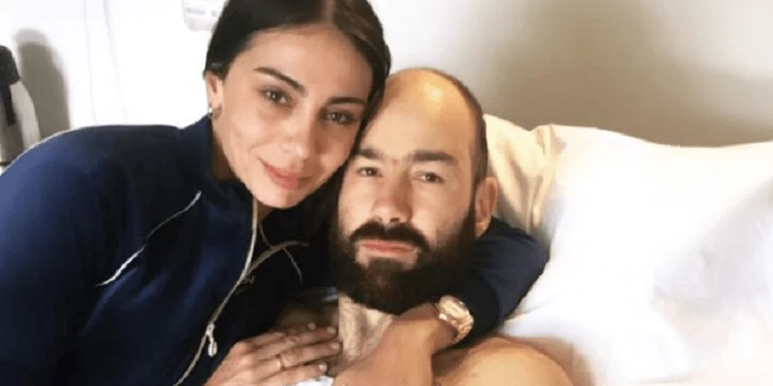 Περαστικά «Kill Bill» | Η τρυφερή φωτογραφία της Ολυμπίας Χοψονίδου μέσα από το νοσοκομείο