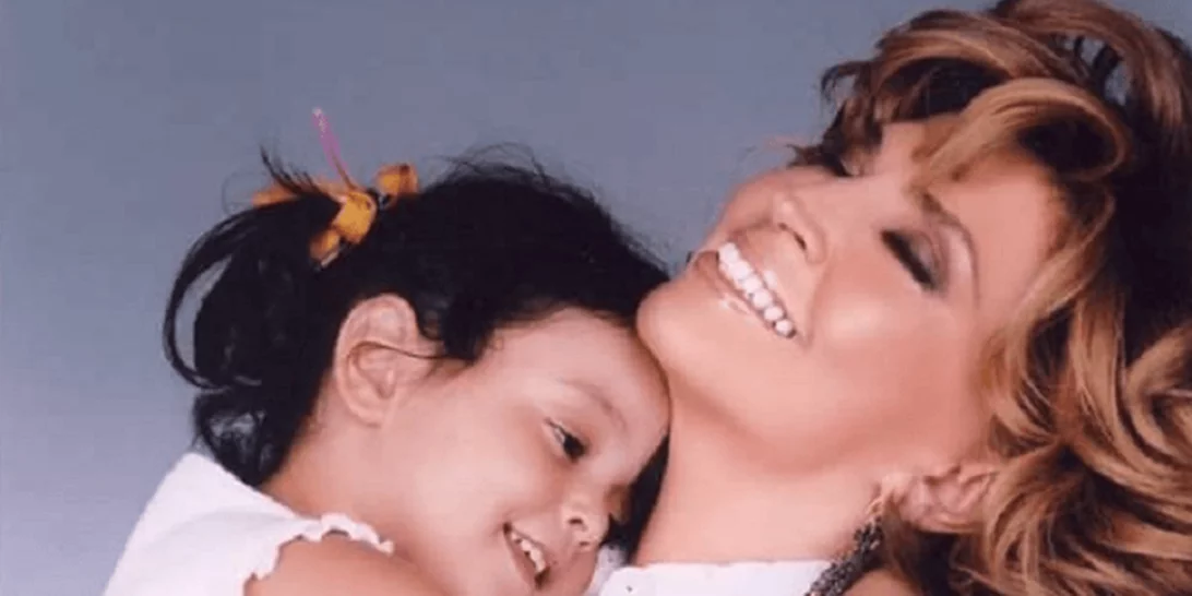 Μιμή Ντενίση | Δες φωτογραφίες της 19χρονης κόρης της Μαριτίνας