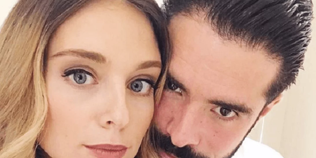 Μαριάννα Γουλανδρή | Ποζάρει με μαγιό και δείχνει για πρώτη φορά την κόρη της στο Instagram