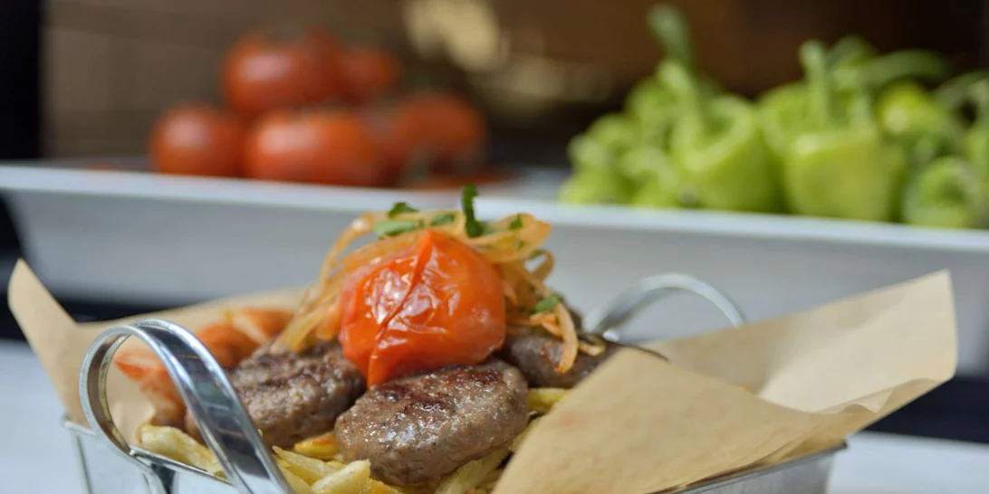 Πού στην Αθήνα θα φας χειροποίητο σουβλάκι