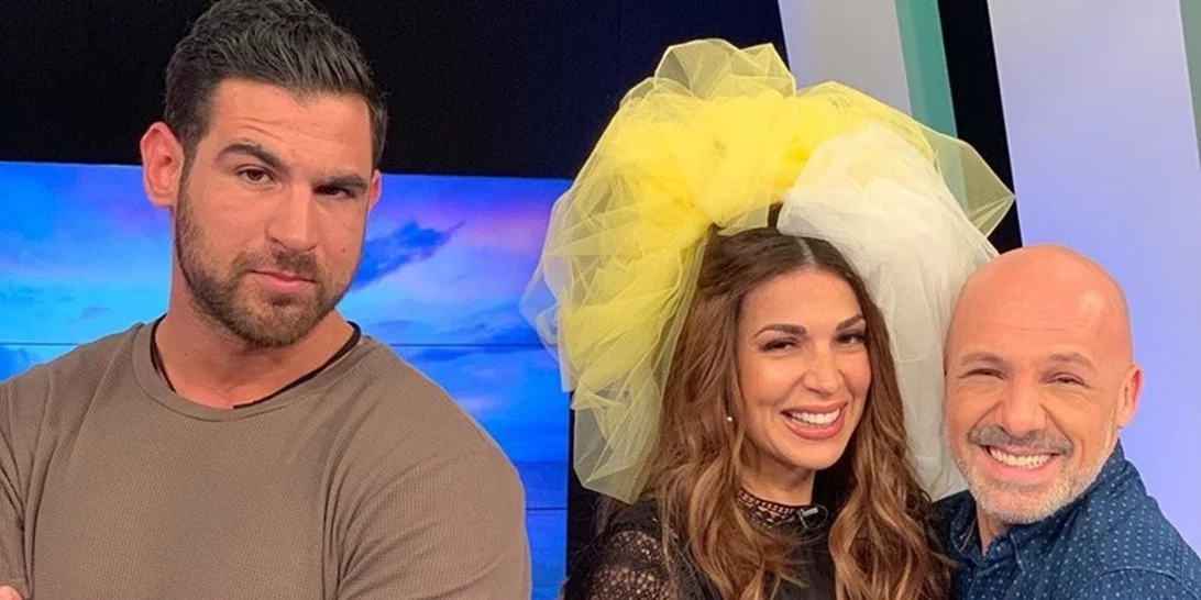 Ελένη Χατζίδου | Με φουσκωμένη κοιλίτσα στην εκπομπή του Μουτσινά!