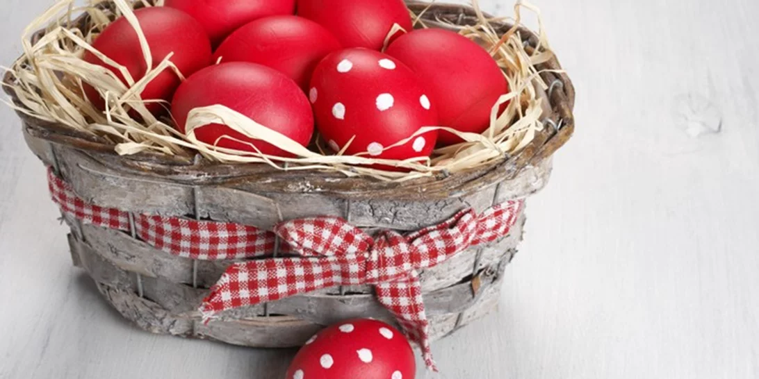 Πώς να βράσεις αυγά χωρίς να σπάσουν ή να ραγίσουν;