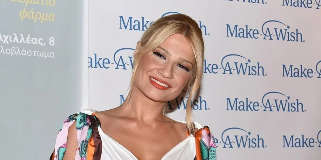 Φαίη Σκορδά | Το "ραντεβού" το βράδυ της Μ. Δευτέρας και η φωτογραφία από το εσωτερικό του σπιτιού της