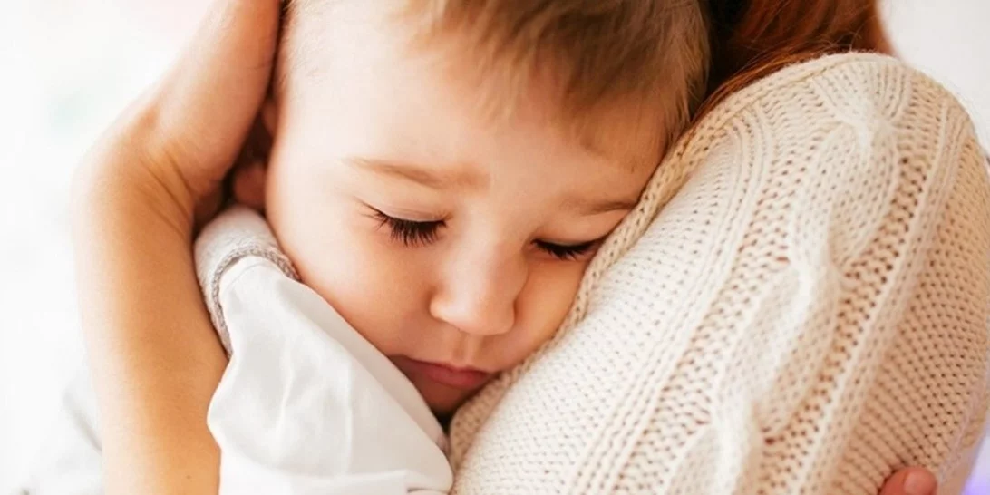 "Αντί να διπλώσω τα ρούχα, σε κράτησα στην αγκαλιά μου"