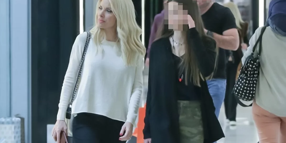 H Λάουρα Λάτσιου έγινε 17 | Φωτογραφίες της μεγαλύτερης κόρης της Ελένης Μενεγάκη