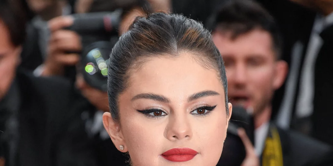 Η Selena Gomez με την Kamala Harris για την ψυχική υγεία και γιατί ψηφίζει για πρώτη φορά