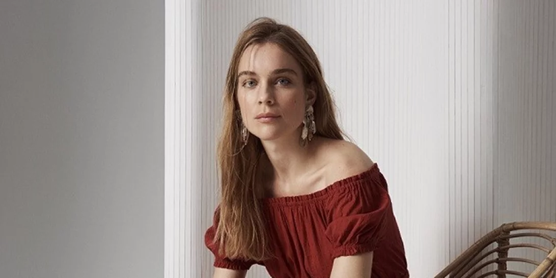 Τα πιο μοντέρνα ρούχα για το καλοκαίρι βρίσκονται σ' αυτή τη συλλογή