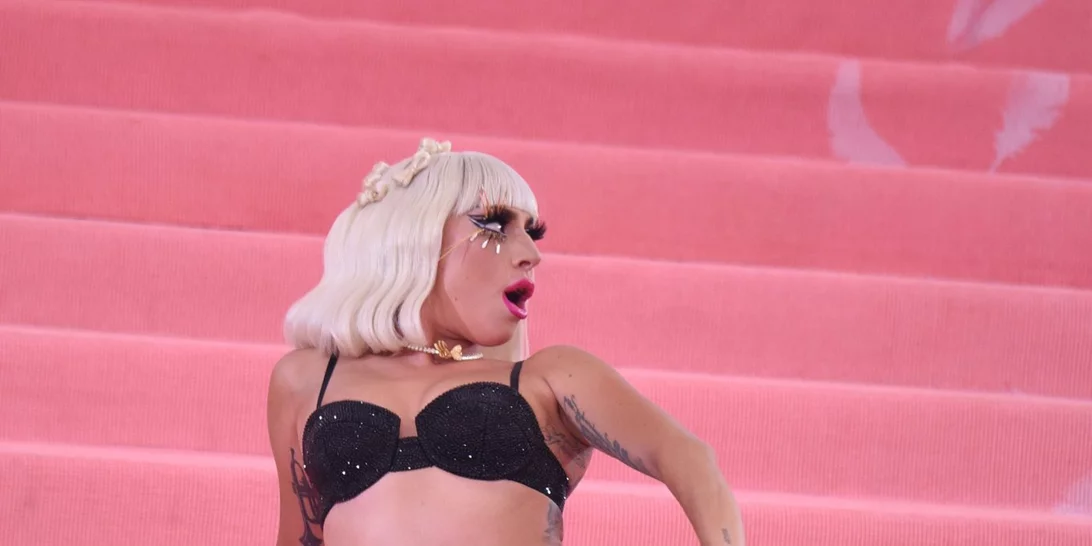 Lady Gaga | Ποζάρει γυμνή στο εξώφυλλο του Paper Magazine