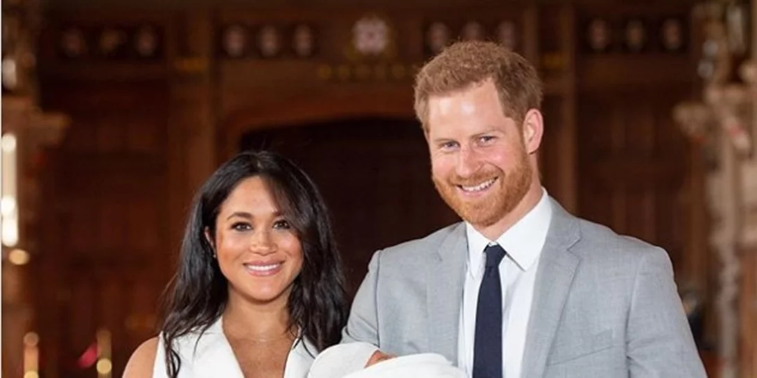 Δες πώς ευχήθηκε η Victoria Beckham και άλλοι celebrities στο βασιλικό μωρό