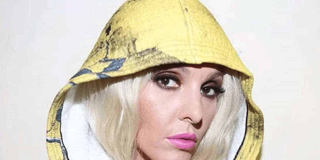 Τάμτα | Η κούκλα 23χρονη κόρη της μαζί της στο Τελ Αβίβ (φωτογραφίες)