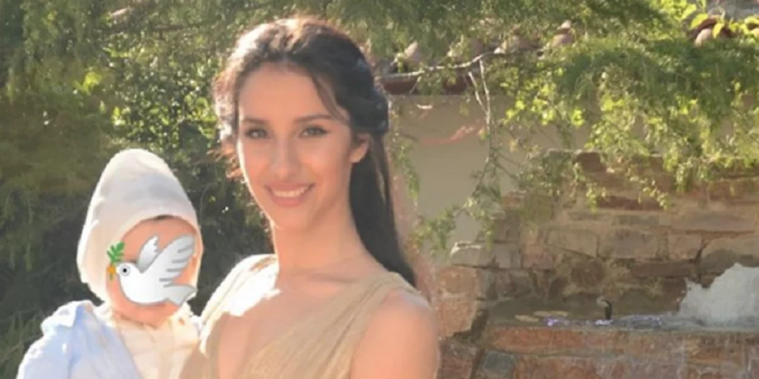 Η Μαρία Νεφέλη Γαζή βάφτισε τον γιο της χωρίς τον Άνθιμο Ανανιάδη στο πλευρό της (φωτογραφίες)