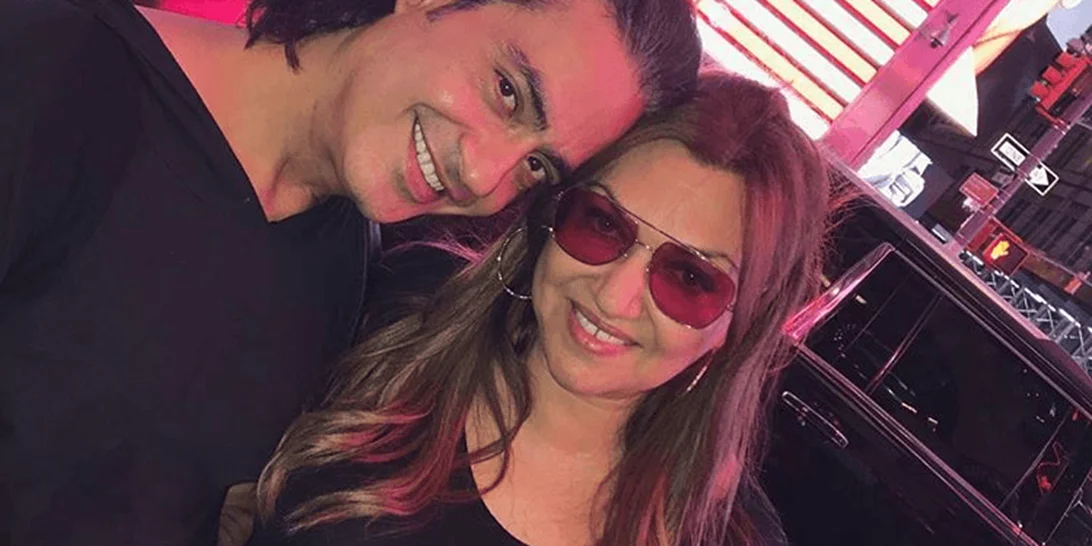 Όταν ο Διονύσης Σχοινάς έκανε πρόταση γάμου στην Καίτη Γαρμπή μπροστά σε όλη την Ελλάδα