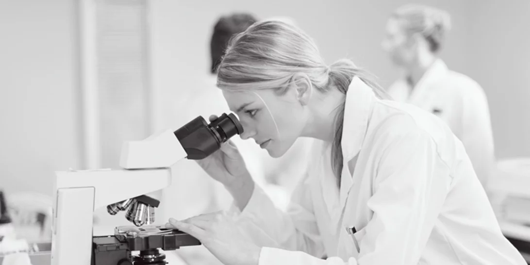 Γνωρίζεις ότι στη L’Oréal Paris για περισσότερα από 30 χρόνια, έχουν σταματήσει τις δοκιμές στα ζώα;