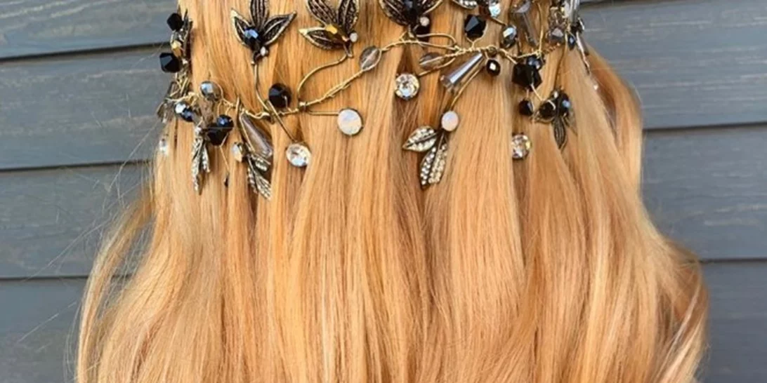 Peach Blonde λέγεται και είναι η απόλυτη απόχρωση για τα μαλλιά του καλοκαιριού