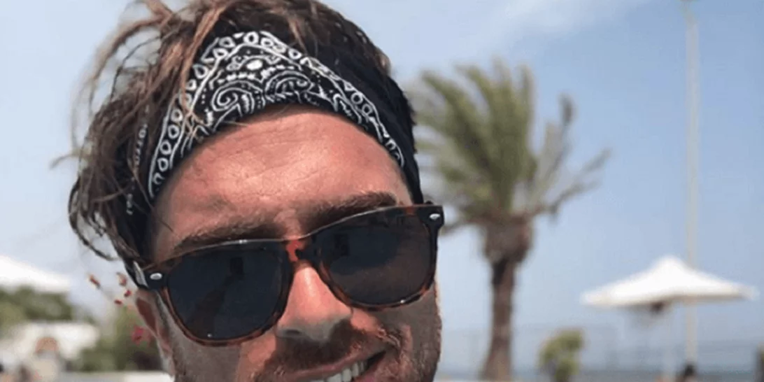 Δώρος Παναγίδης | Ο πρώην παίκτης του POL στην παραλία με την κόρη του