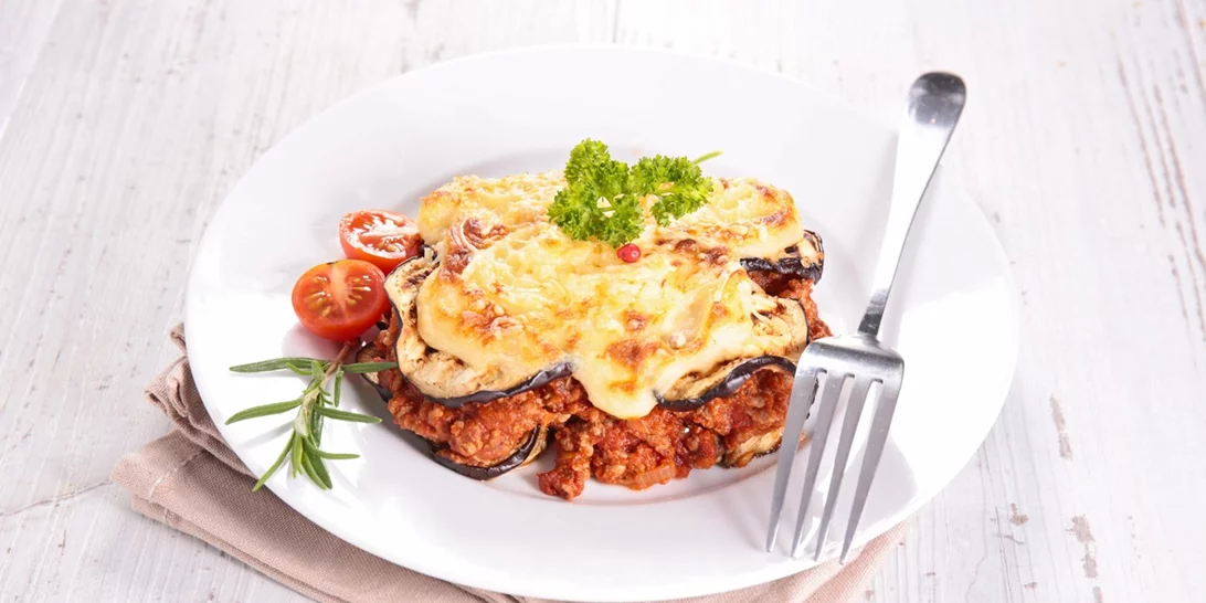 Συνταγή για παπουτσάκια με μπεσαμέλ της μαμάς