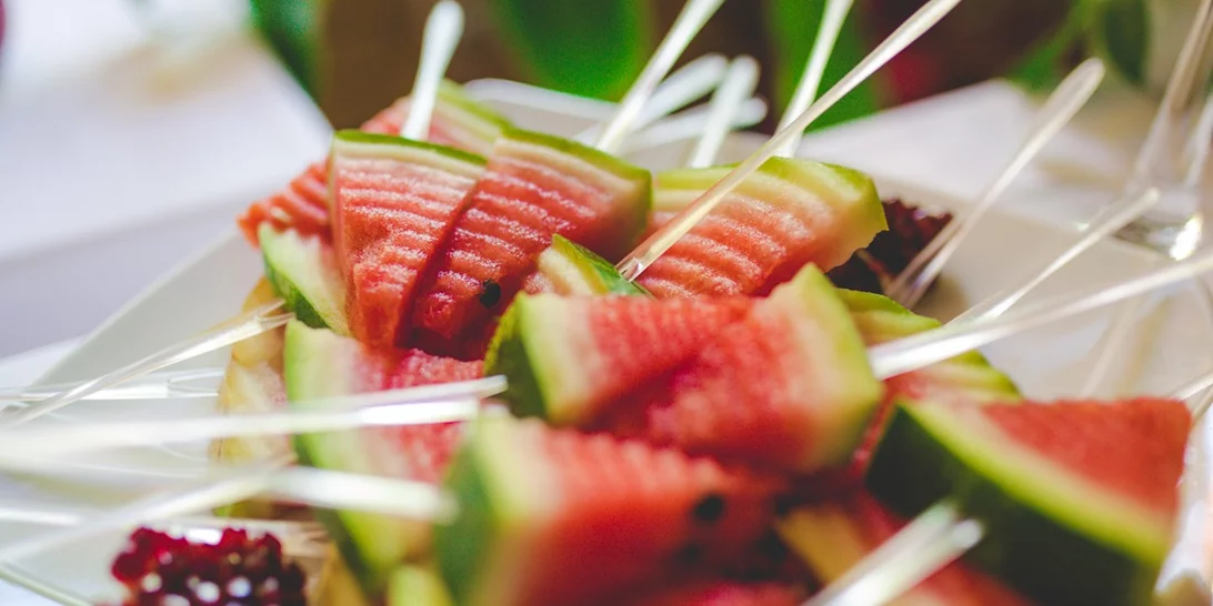 10 ιδέες για καλοκαιρινά σνακ στην παραλία