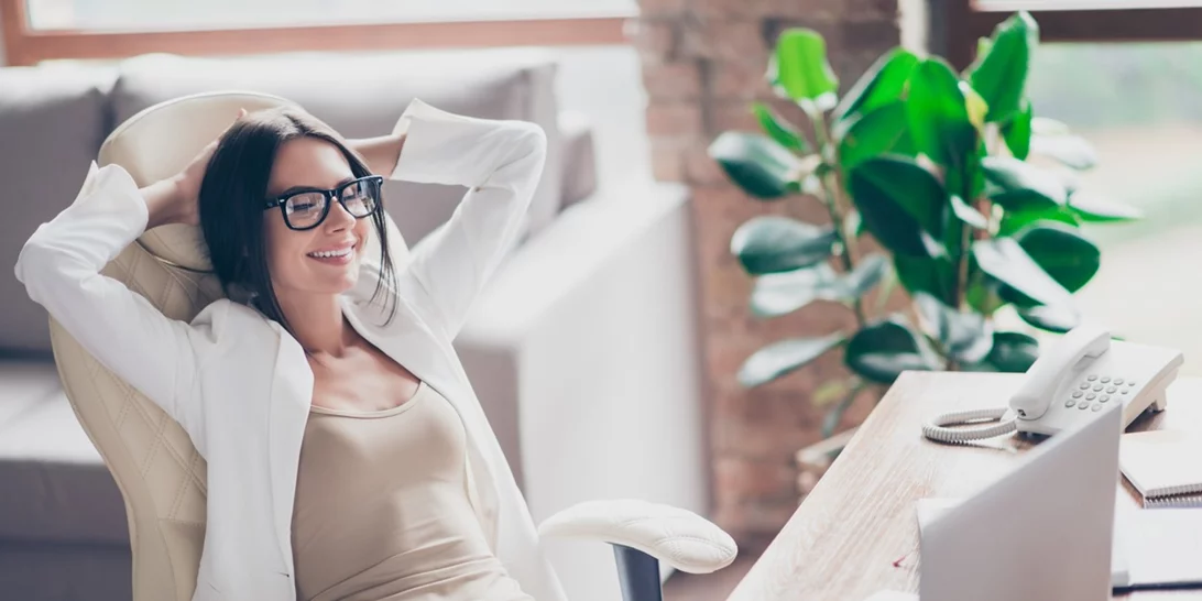 Γιατί 30 λεπτά ύπνου στο γραφείο θα κάνουν καλύτερη τη ζωή σου