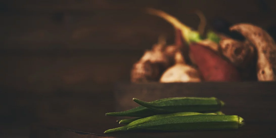 Τα 14 διατροφικά οφέλη που έχουν οι μπάμιες και οι ιδιότητες για την υγεία σου