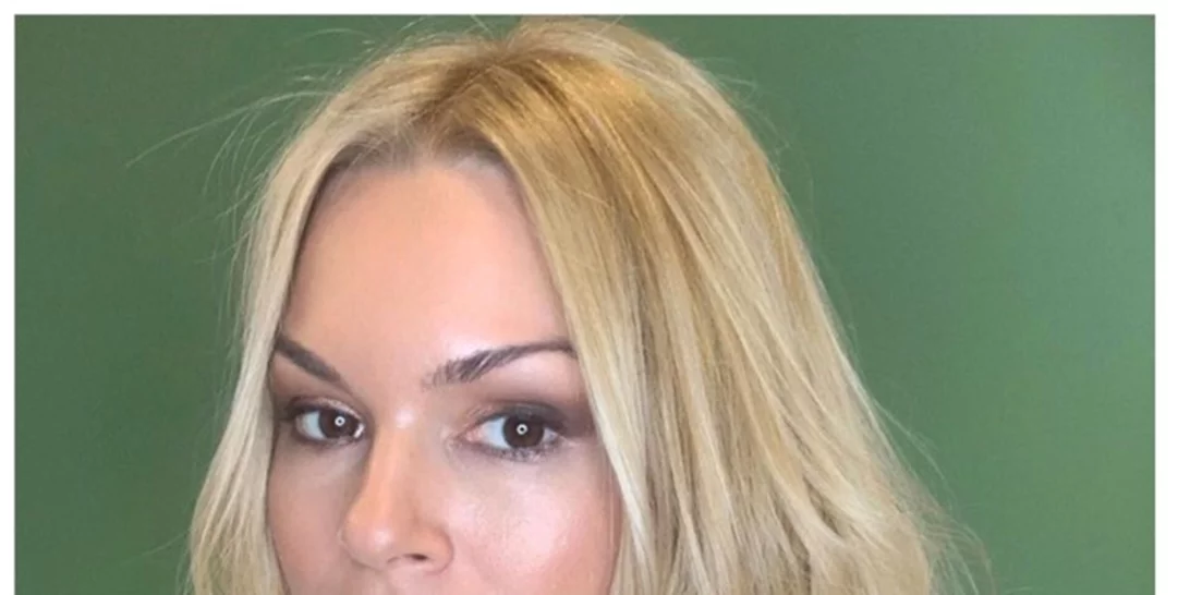 Βίκυ Κάβουρα | Το απίστευτο σώμα της με μαγιό (pics)