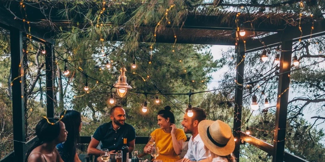 Ζώδια και φιλία | Ποιοι είναι οι καλύτεροι συνδυασμοί;