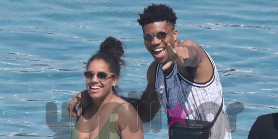 Γιάννης Αντετοκούνμπο | Με τη σύντροφό του και τα αδέρφια του στη Μύκονο!