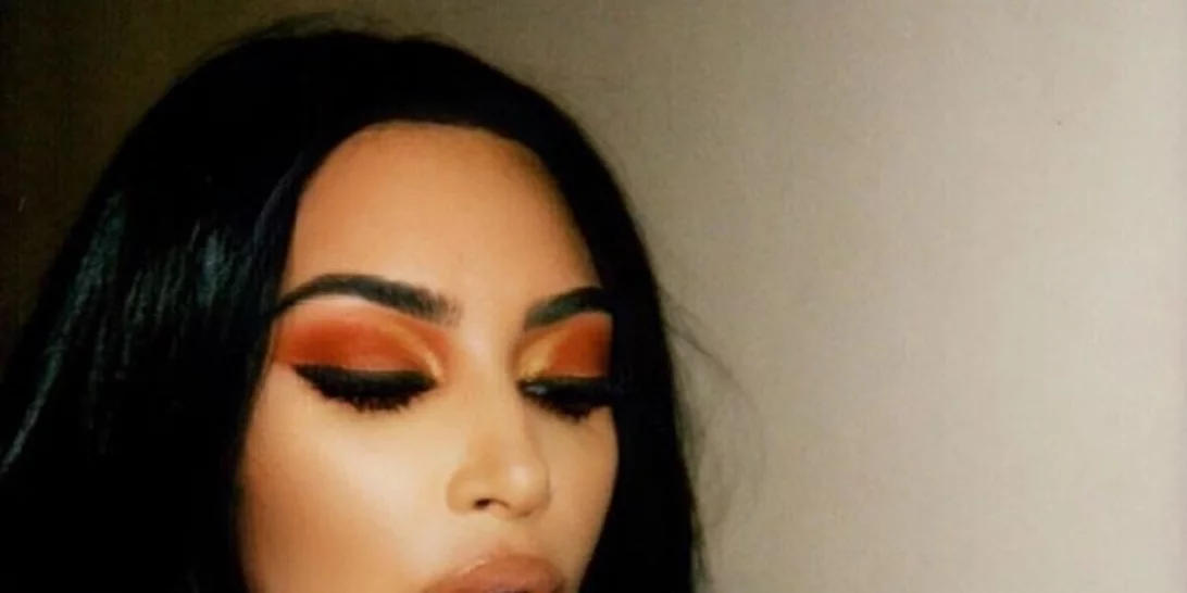 Μετά το πορτοκαλί μανικιούρ, το πορτοκαλί μακιγιάζ είναι η νέα μας εμμονή