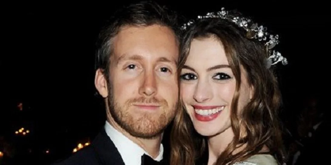 Anne Hathaway | Μετά από πολλές προσπάθειες, η 36χρονη θα γίνει μανούλα για δεύτερη φορά!