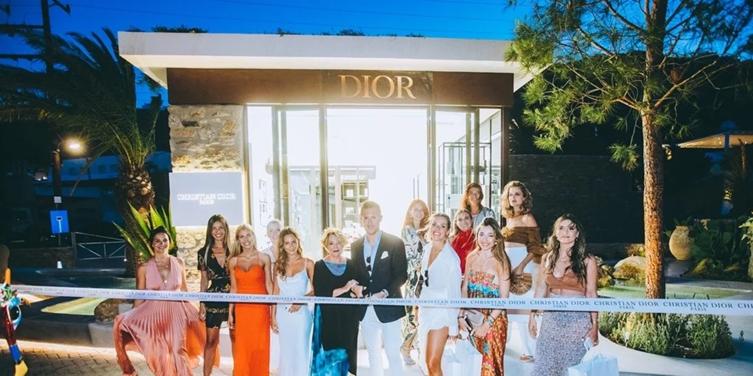Το πρώτο pop up store "Maison Christian Dior" άνοιξε στη Μύκονο