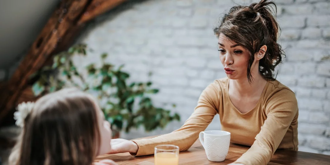 Ανάλυσέ Το | Οι 5 φράσεις που δεν πρέπει να λες στο παιδί σου