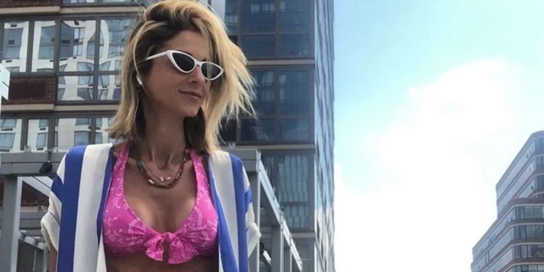 Σοφία Καρβέλα | Διακοπές στην Ελλάδα! Η πρώτη φωτογραφία με μαγιό