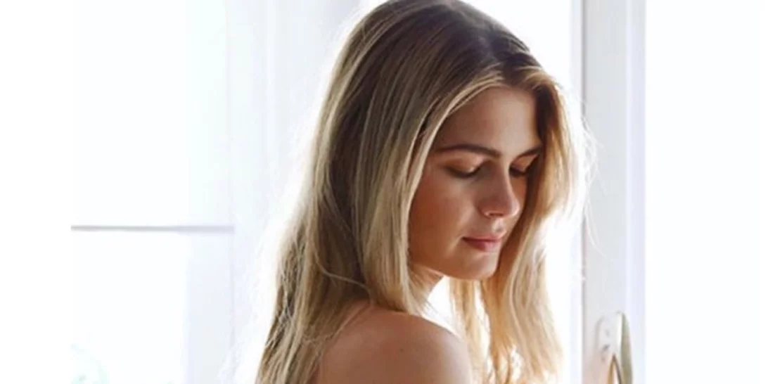 Αμαλία Κωστοπούλου | Η τρυφερή φωτογραφία με τον αδερφό της, Μάξιμο