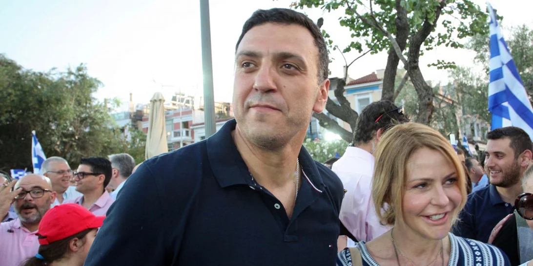 Τζένη Μπαλατσινού | Οι ευχές στον Βασίλη Κικίλια και το τρυφερό στιγμιότυπο