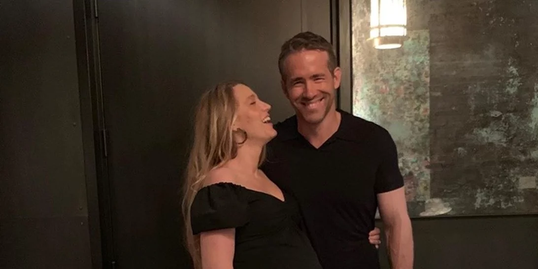 Η Blake Lively έχει γενέθλια και ο Ryan Reynolds την τρολάρει ξανά