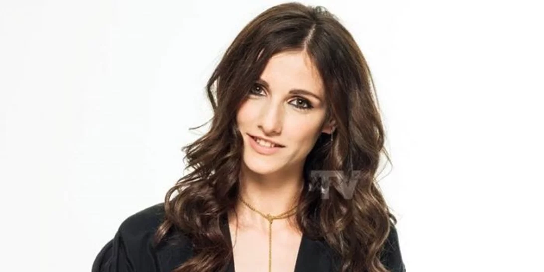 Ειρήνη Καραγιώργη | H πρωταγωνίστρια της νέας σειράς του Γεωργίου «8 Λέξεις» μιλά για πρώτη φορά!