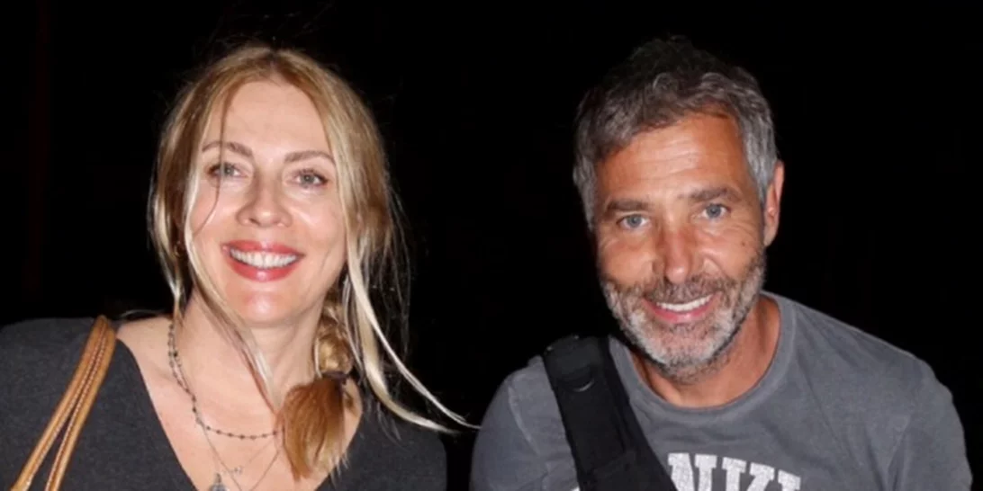 Σμαράγδα Καρύδη - Θοδωρής Αθερίδης | Η έξοδος του ζευγαριού στο θέατρο(pics)