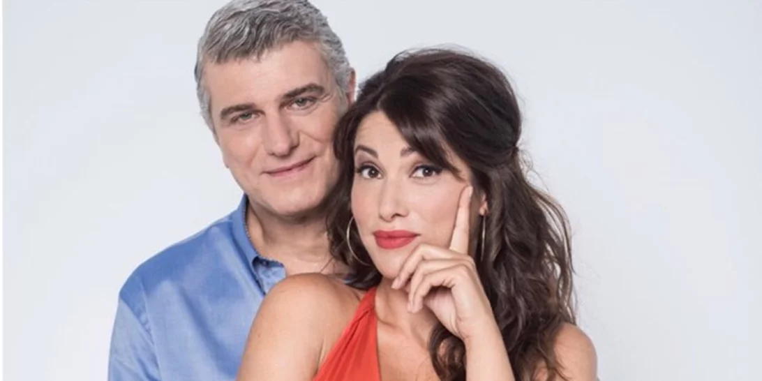 Κλέλια Ρένεση | Η επιστροφή της στη "Μουρμούρα" τρεις μήνες αφότου γέννησε