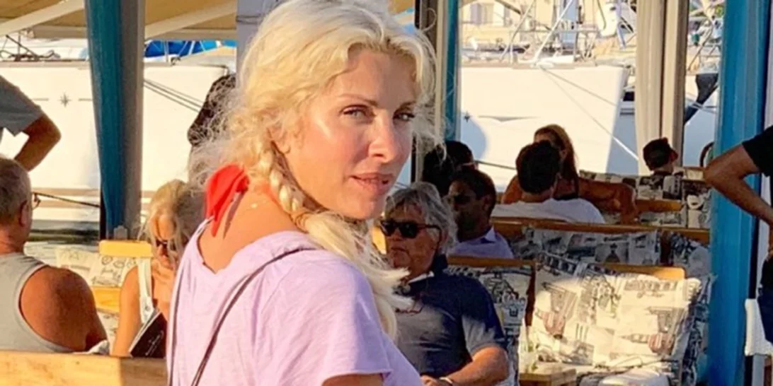 Ελένη Μενεγάκη | Η selfie χωρίς φίλτρα με τις κόρες της από τις διακοπές τους!