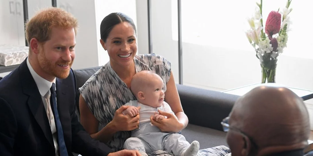 Πρίγκιπας Harry - Meghan Markle | Επίσημη πρώτη για το γιο τους Archie στην περιοδεία τους στην Αφρική