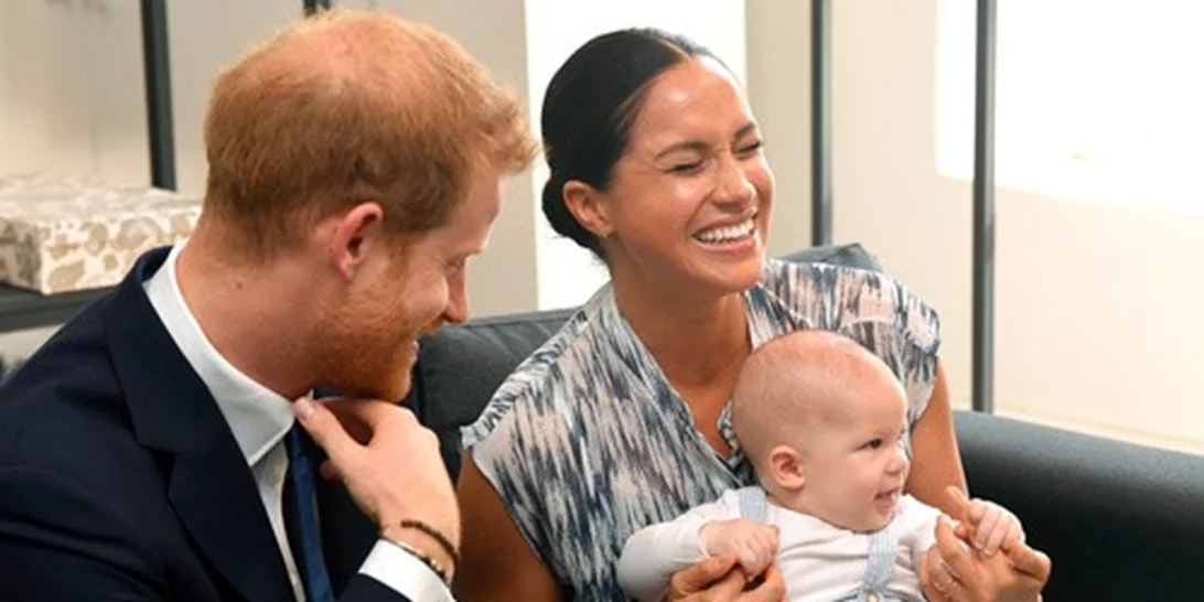 «Παγιδευμένος» στην Αμερική ο Archie | Πώς η Meghan μπορεί να τον κρατήσει μακριά από το παλάτι μέχρι τα 18 του