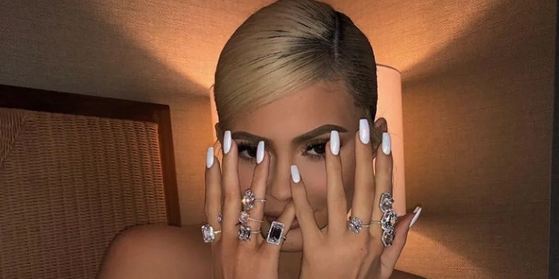 15 φορές που η Kylie Jenner έγινε η απόλυτη έμπνευση για σχέδια στα νύχια