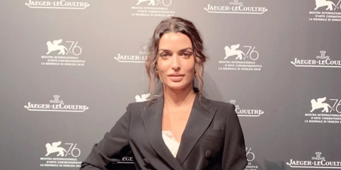 Τόνια Σωτηροπούλου | Στο κόκκινο χαλί του Φεστιβάλ Βενετίας - Τι φόρεσε