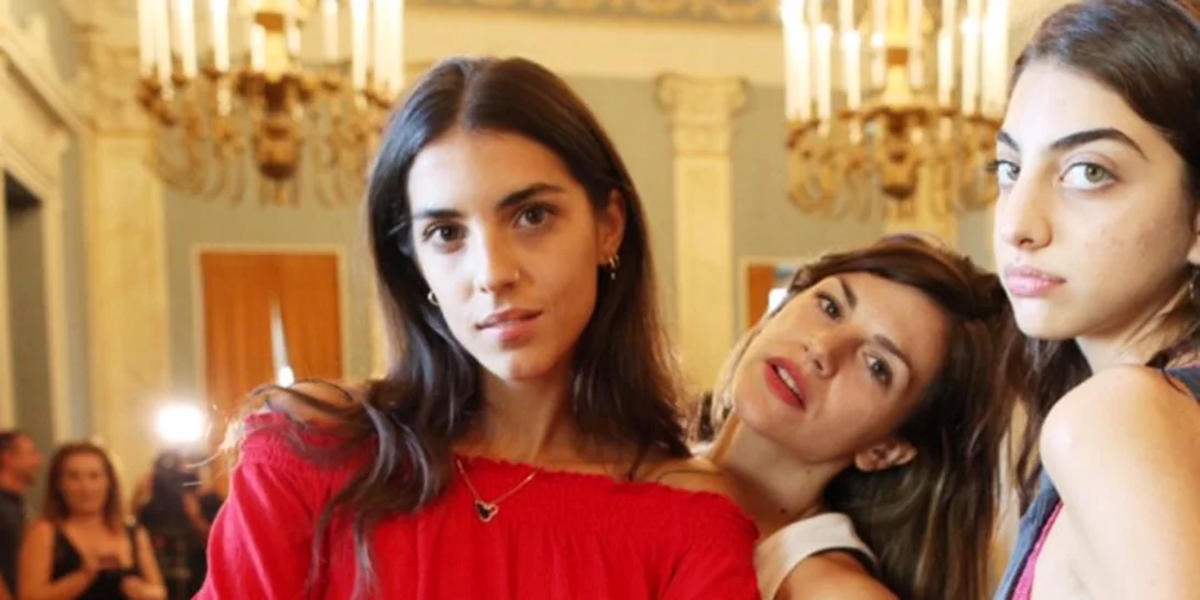 Άννα Μαρία Βέλλη | Η οργισμένη απάντησή της στον Άρη Καβατζίκη για τη συμμετοχή της στις «Κούκλες»