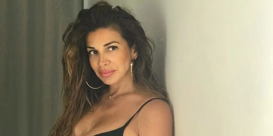 Ελένη Χατζίδου | Ποζάρει με την νεογέννητη κόρη της