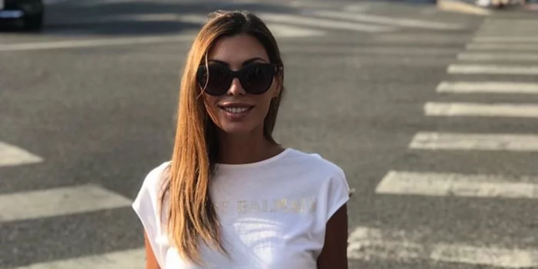 Ιωάννα Σρόιτερ | Οι φωτογραφίες που πυροδότησαν τις φήμες εγκυμοσύνης & η απάντησή της