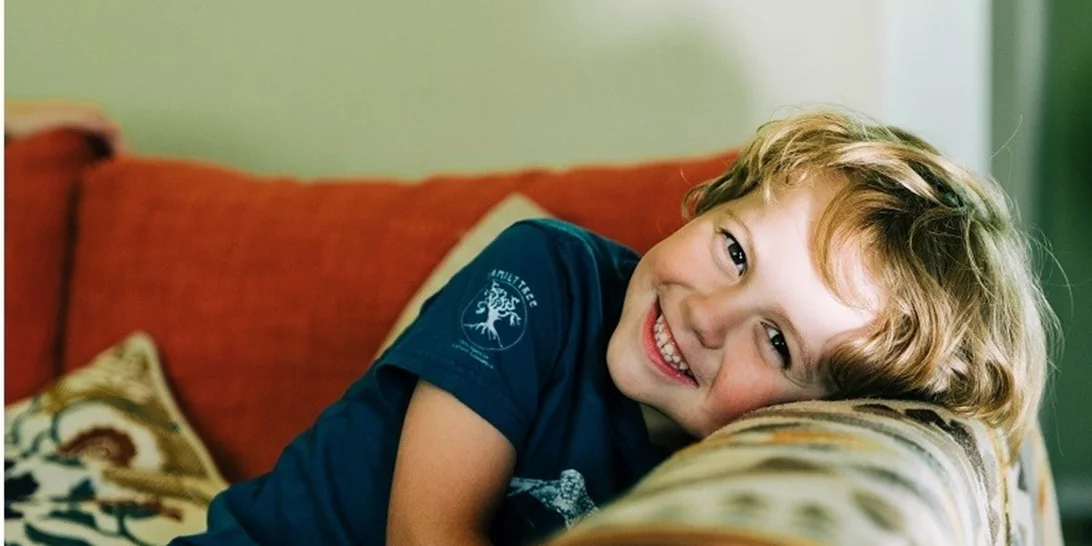 Πώς να θέσεις όρια στο παιδί χωρίς να λες διαρκώς «όχι», «πρόσεχε» και «μη»