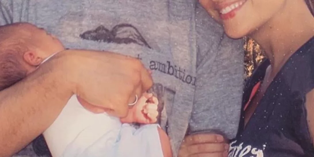 Ευχάριστα νέα για γνωστό ζευγάρι της ελληνικής showbiz | Θα αποκτήσουν κι άλλο παιδί!