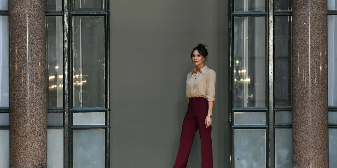 H Victoria Beckham απογείωσε τον πιο απλό συνδυασμό που πρέπει να δοκιμάσεις κι εσύ